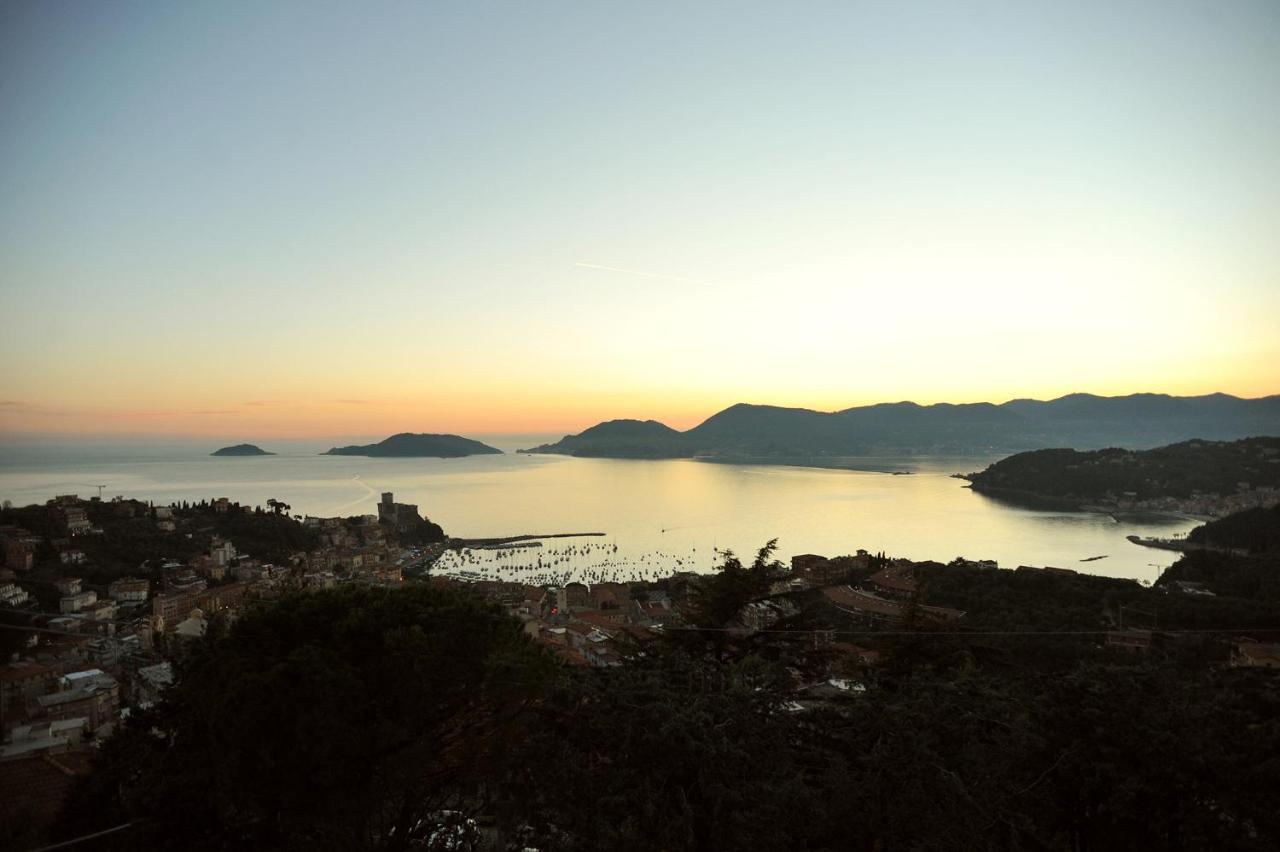 Il Golfo Artisti E Poeti Villa Thea เลริชี ภายนอก รูปภาพ